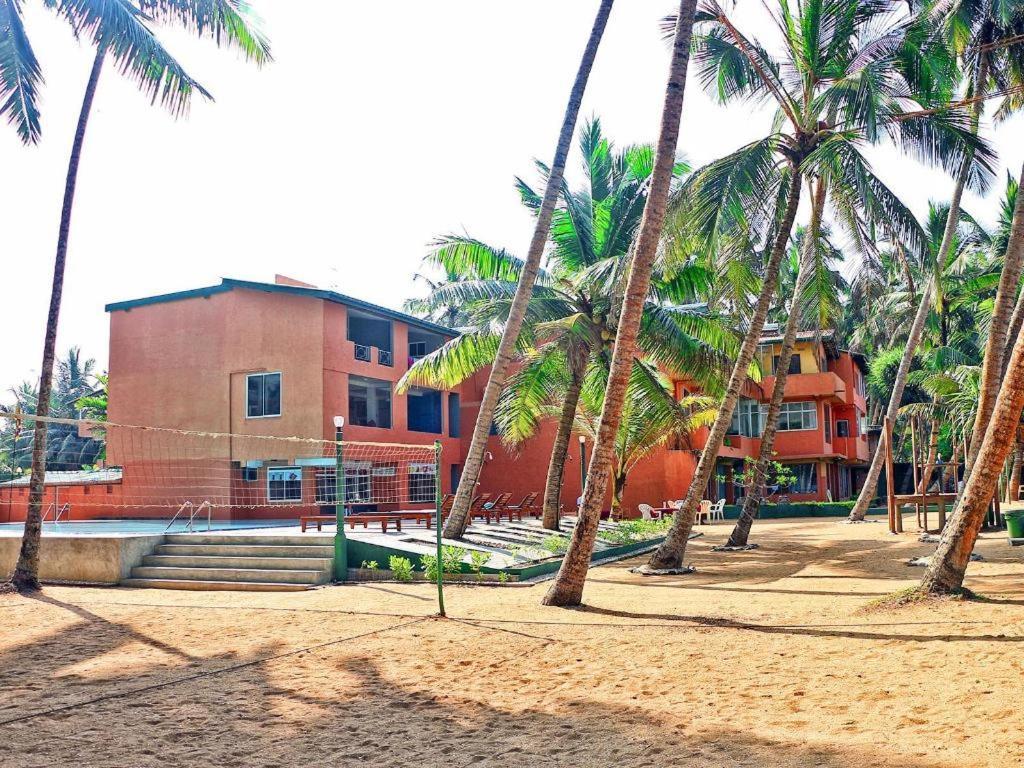 Oyo 246 Roy Villa Beach Hotel Kalutara Exterior foto